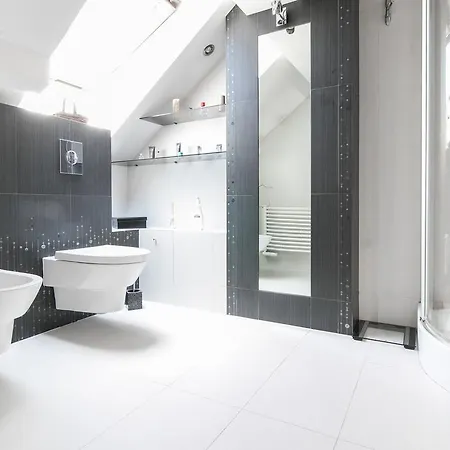 Luxury Spacious 126 M2 Old Podgorze * Krakkó